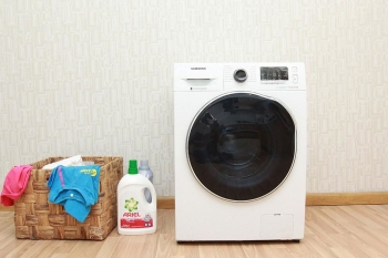 6 lý do khiến máy giặt cửa trước đắt hơn máy giặt cửa trên