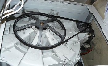 Hướng dẫn cách tự thay dây curoa cho máy giặt tại nhà nhanh chóng, đơn giản